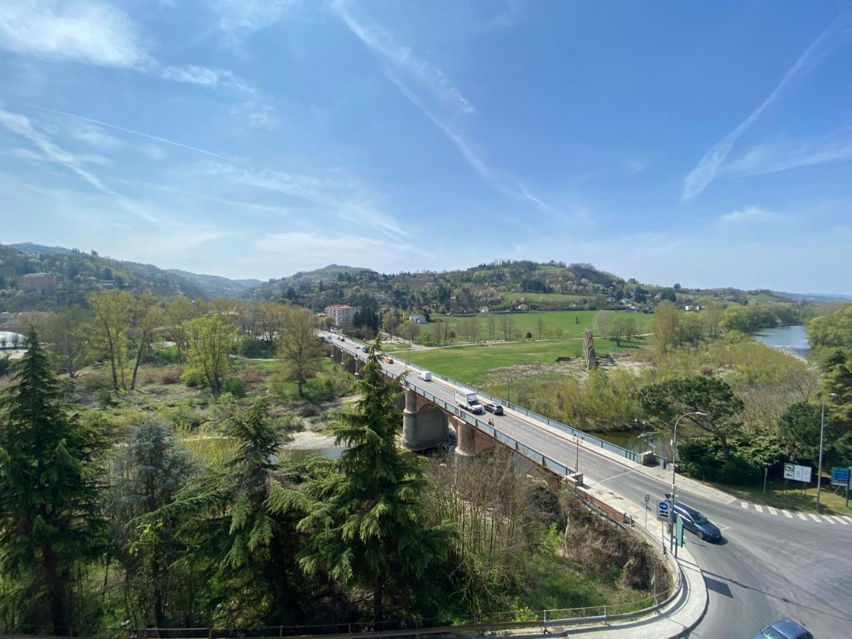 Appartamento Lella Con Meravigliosa Vista Vicino Alle Terme Acqui Terme Luaran gambar